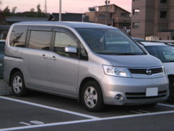 250px-Nissan-serena-front.jpg